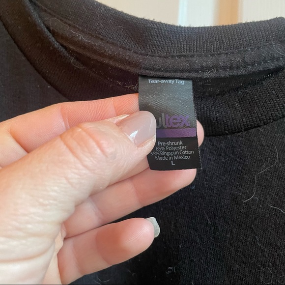 There aint no rest for the wicked mens shirt large - Picture 3 of 4